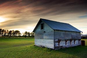 Shed in the Wild Clouds — Ugly shed, amazing sunset — 2008-11-16 22:11:29 — © eppbphoto.com